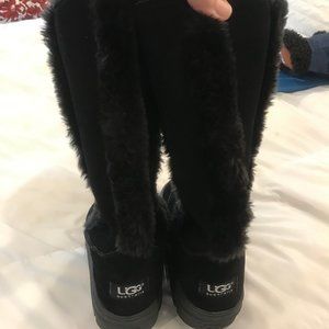 Uggs black boots